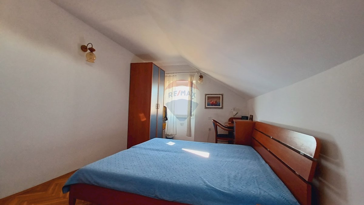 Dom Na predaj - ŠIBENSKO-KNINSKA VODICE