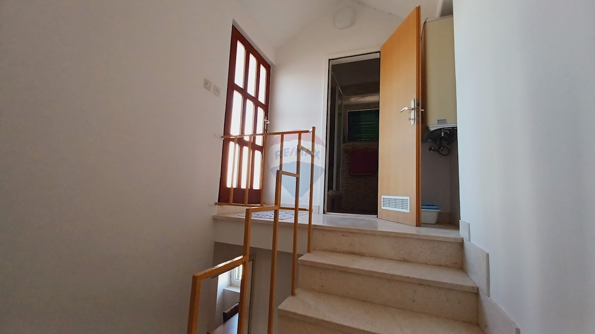 Dom Na predaj - ŠIBENSKO-KNINSKA VODICE