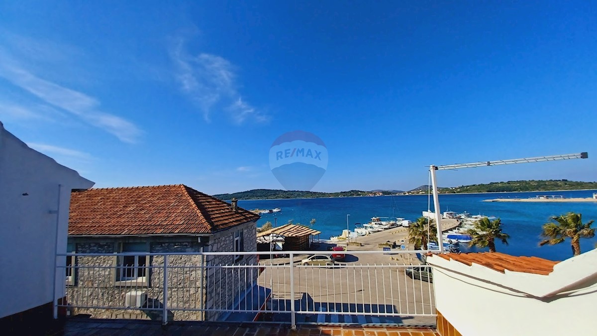 Dom Na predaj - ŠIBENSKO-KNINSKA VODICE