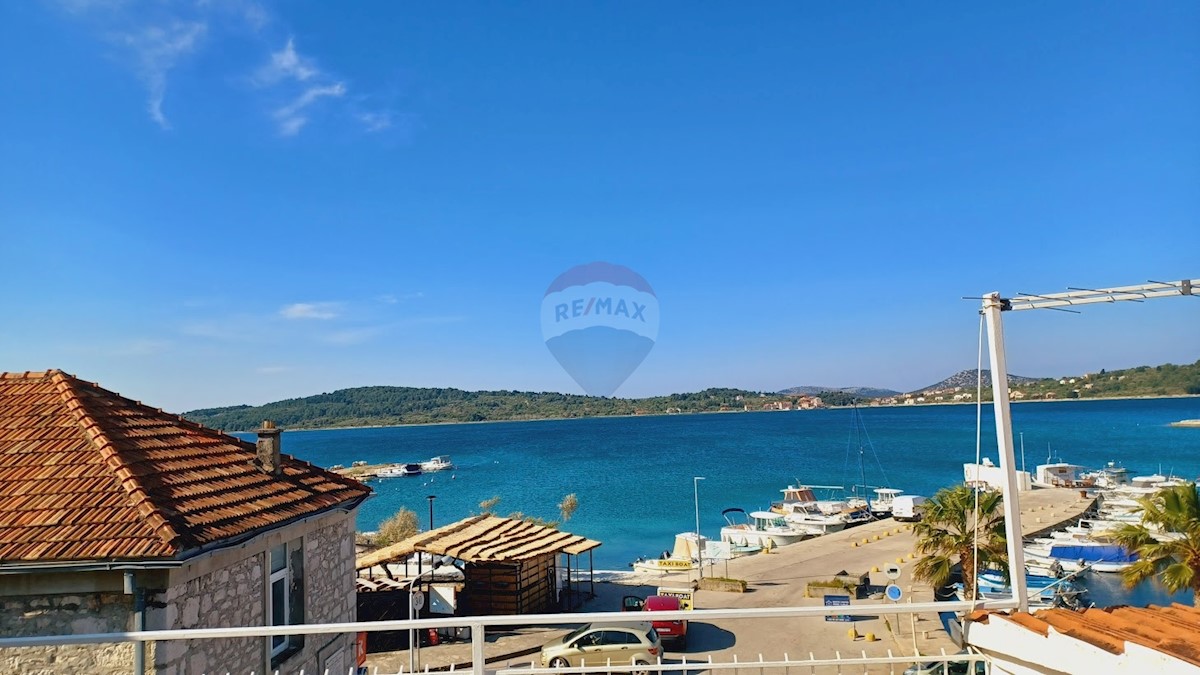 Dom Na predaj - ŠIBENSKO-KNINSKA VODICE