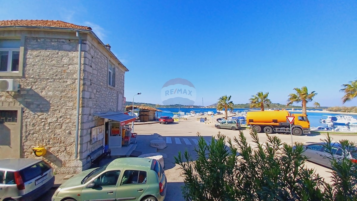 Dom Na predaj - ŠIBENSKO-KNINSKA VODICE