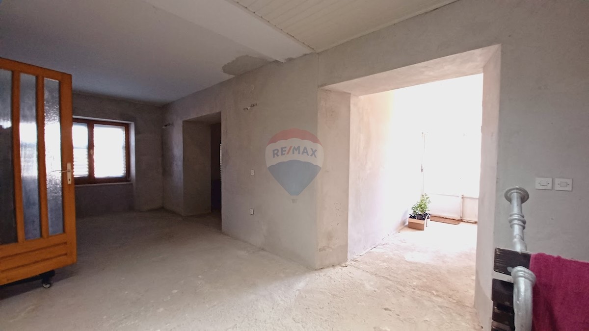 Dom Na predaj - ŠIBENSKO-KNINSKA VODICE