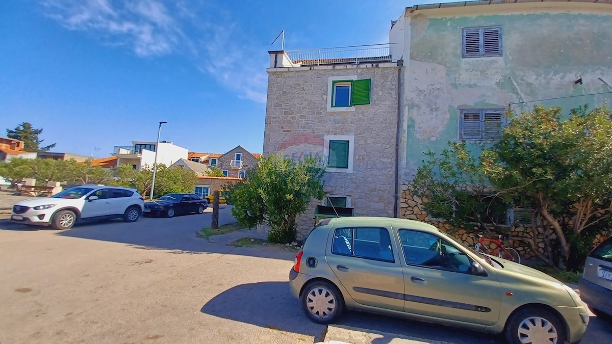 Dom Na predaj - ŠIBENSKO-KNINSKA VODICE