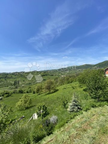 Pozemek na prodej 2394 m² – Malunje