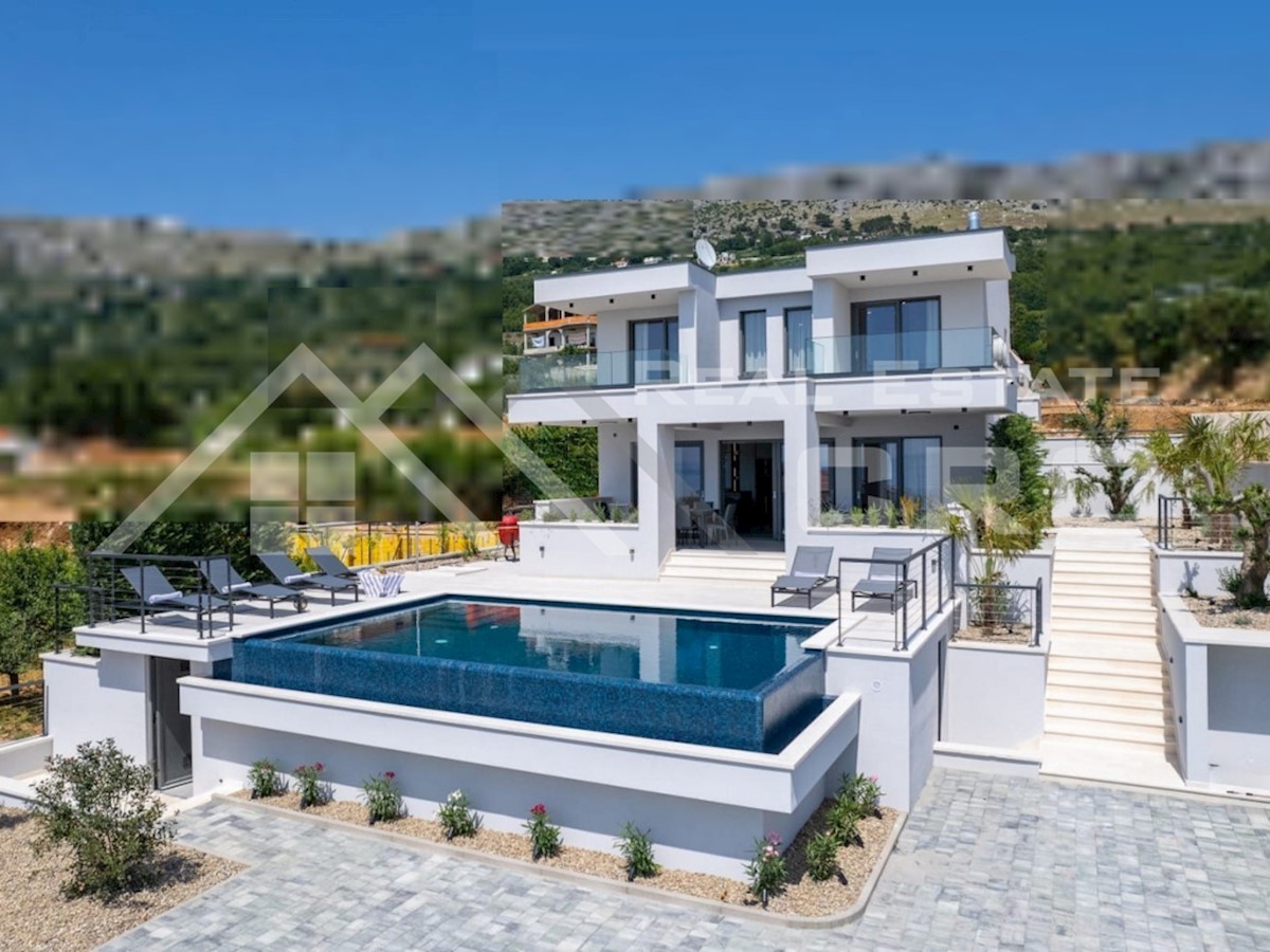 House For sale - SPLITSKO-DALMATINSKA SPLIT