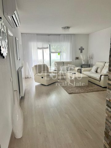 Stan na prodaju 103 m² – Vrsar