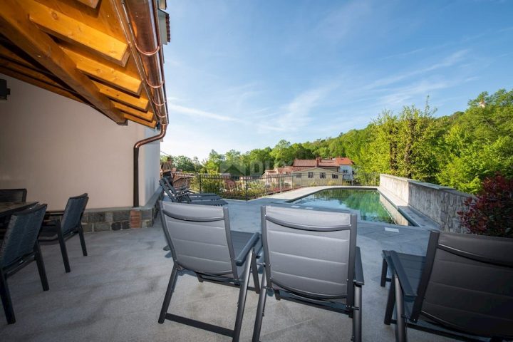 Dům na prodej 405 m² – Matulji