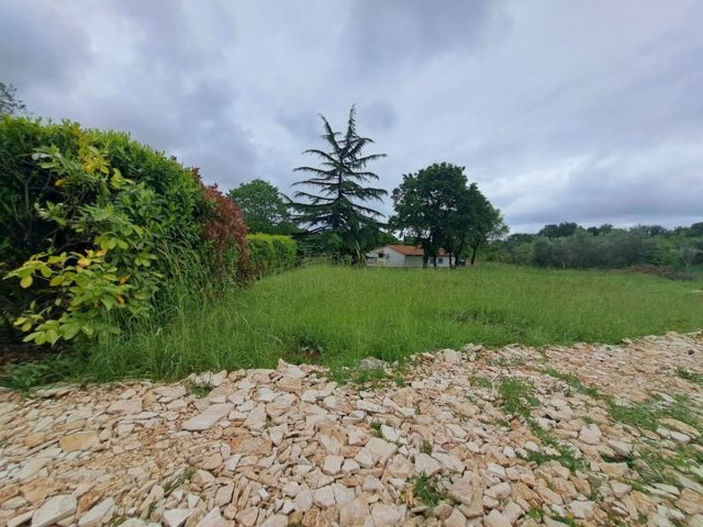 Zemljište na prodaju 617 m² – Medulin