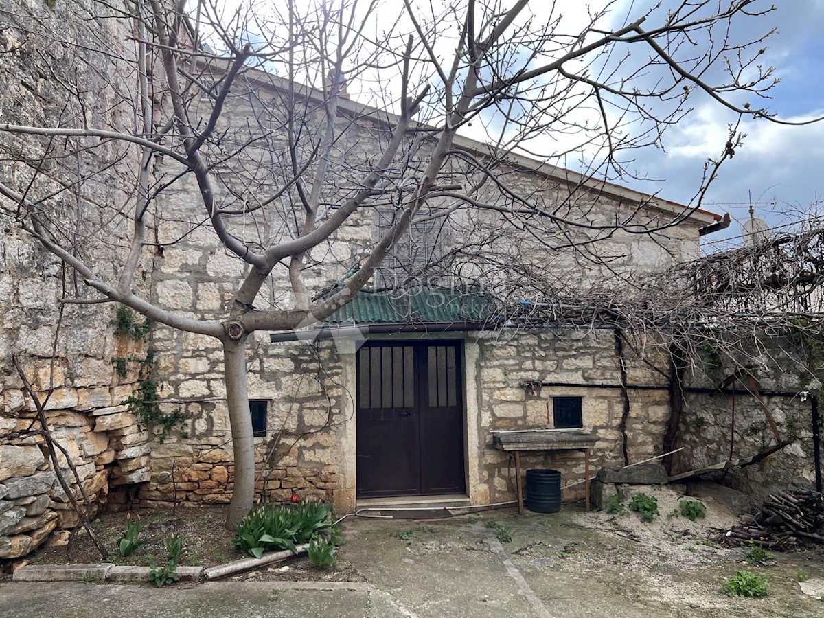 Kuća Na prodaju - ISTARSKA SVETI LOVREČ
