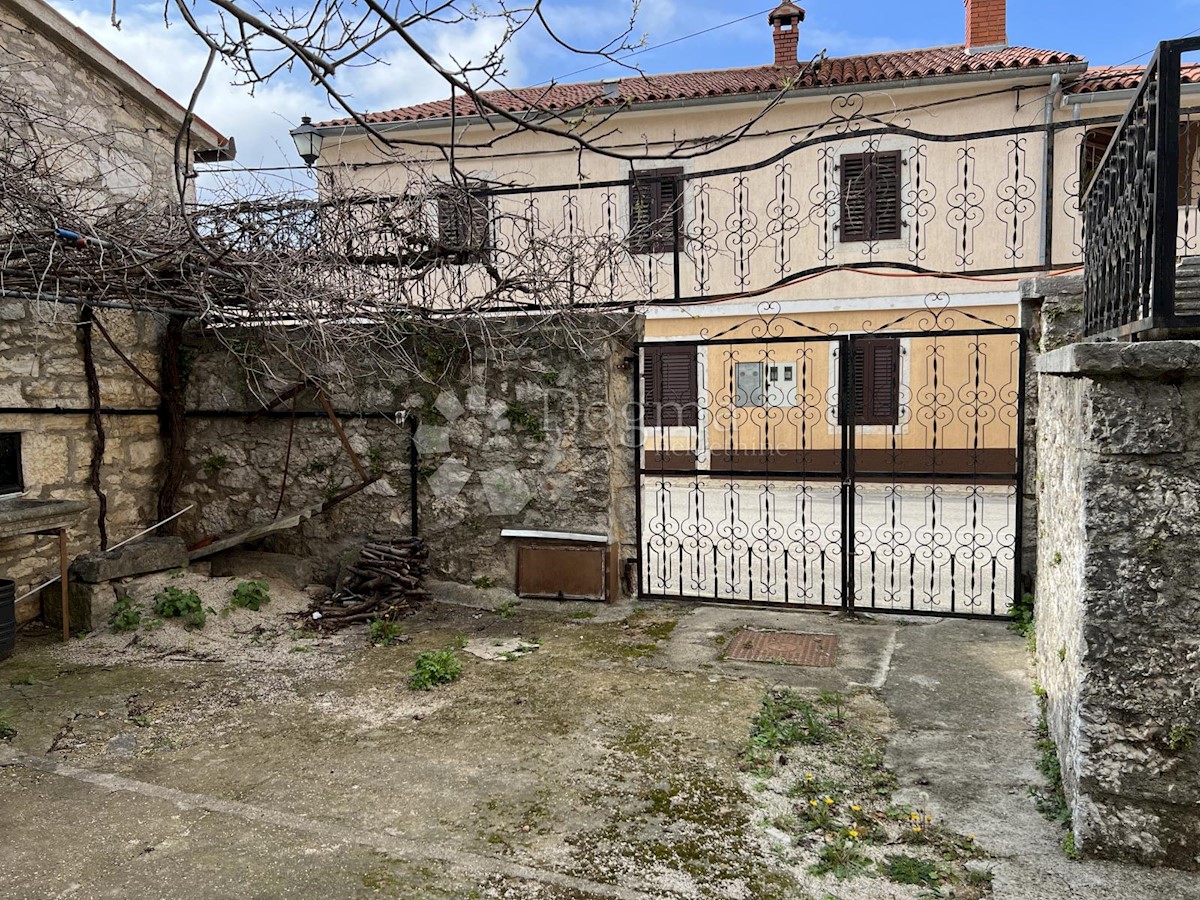 Kuća Na prodaju - ISTARSKA SVETI LOVREČ