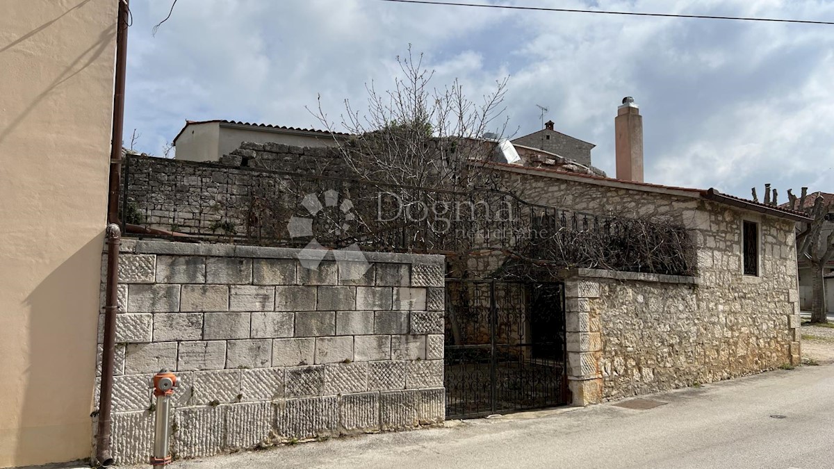 Kuća Na prodaju - ISTARSKA SVETI LOVREČ