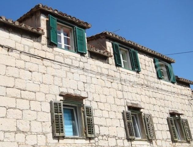 Apartmán na predaj 90 m² – Varoš