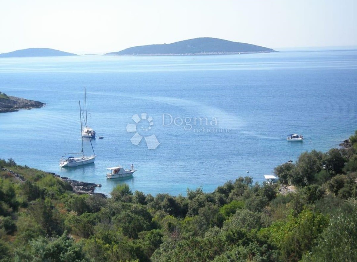 Land For sale - SPLITSKO-DALMATINSKA TROGIR