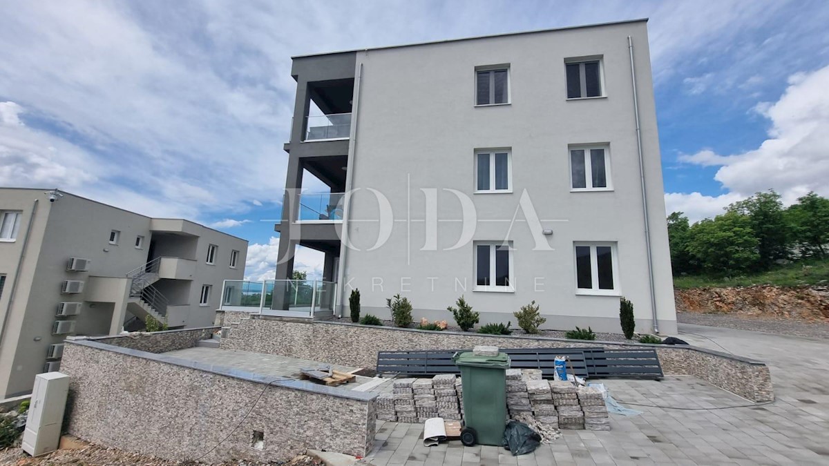 Apartmán Na predaj - PRIMORSKO-GORANSKA NOVI VINODOLSKI