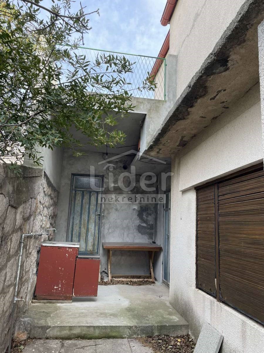 House For sale - LIČKO-SENJSKA KARLOBAG