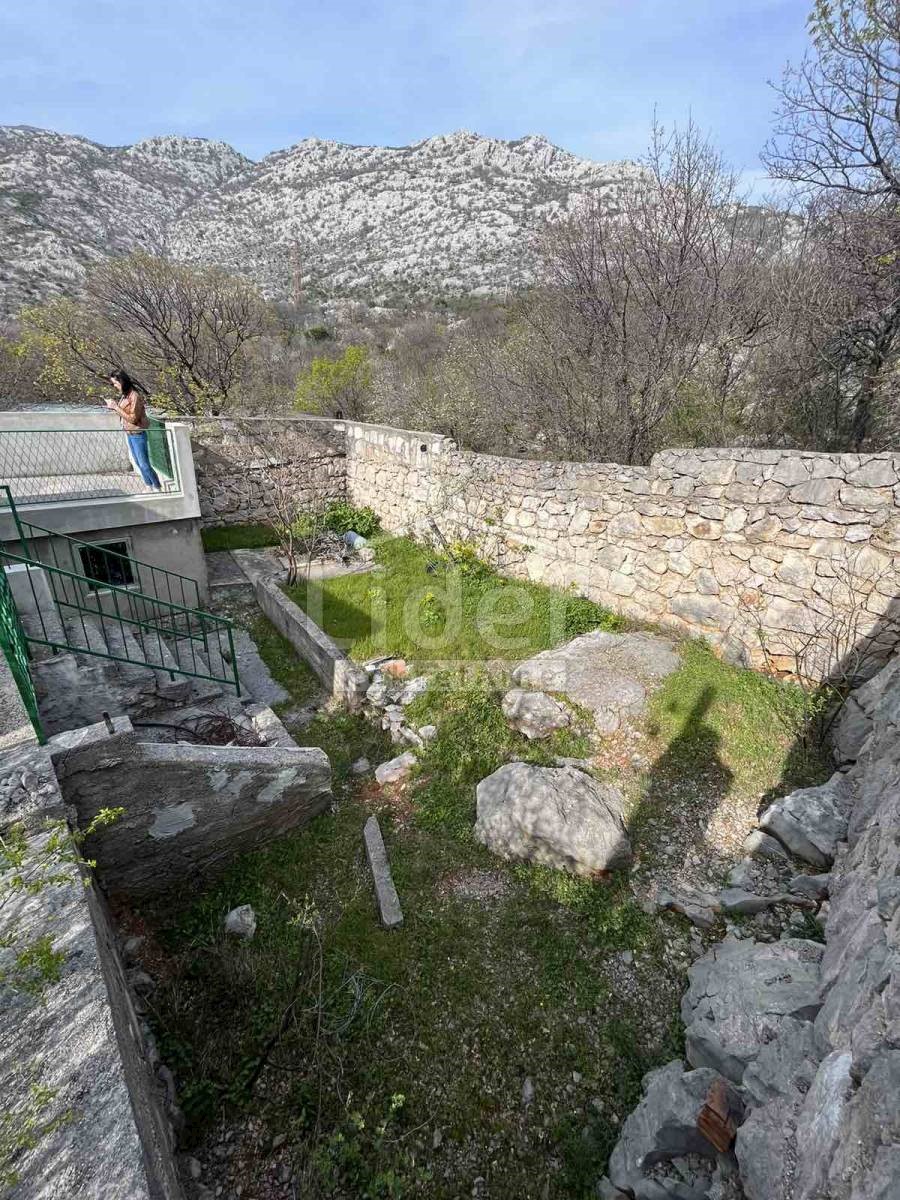 Maison À vendre - LIČKO-SENJSKA KARLOBAG