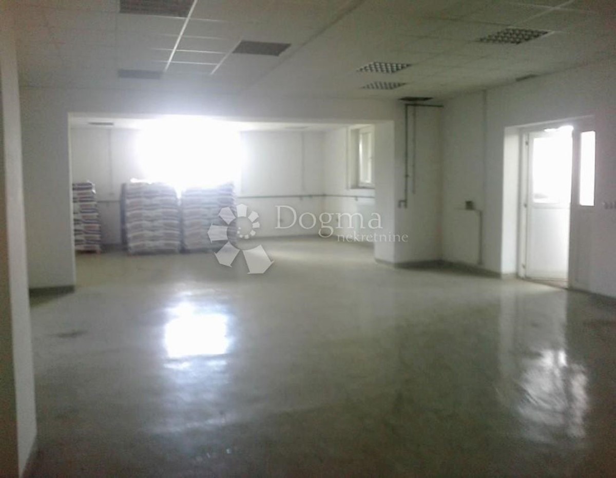 Business premises For sale - BJELOVARSKO-BILOGORSKA GRUBIŠNO POLJE