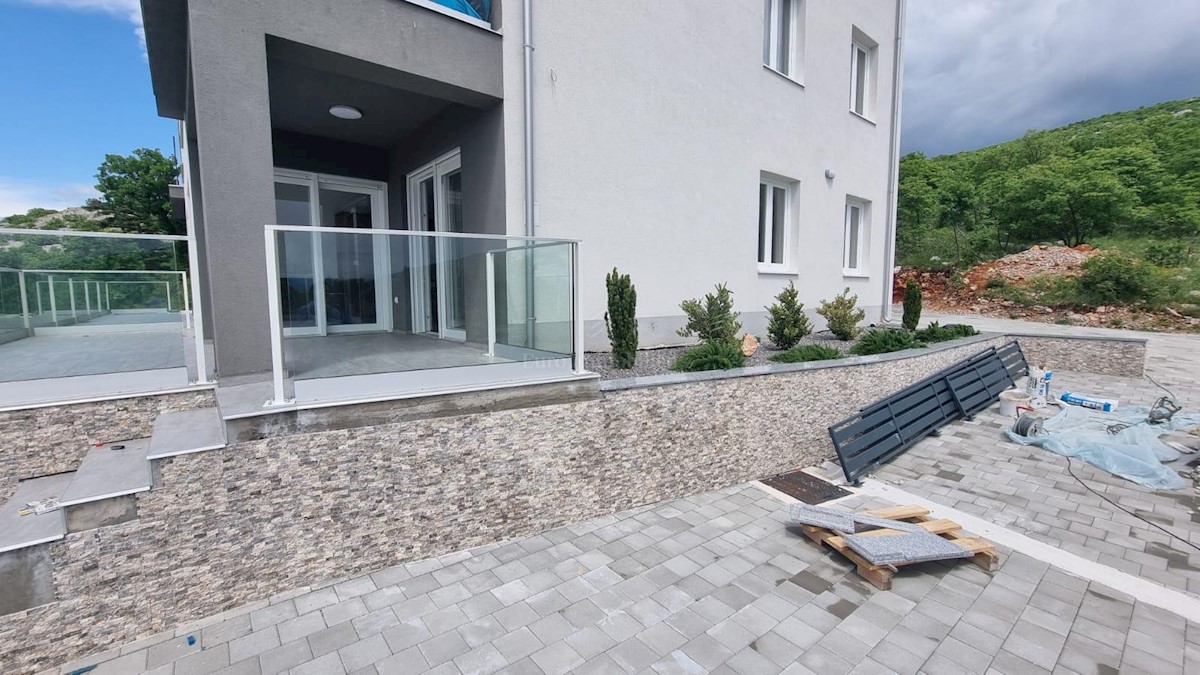 Mieszkanie Na sprzedaż - PRIMORSKO-GORANSKA NOVI VINODOLSKI