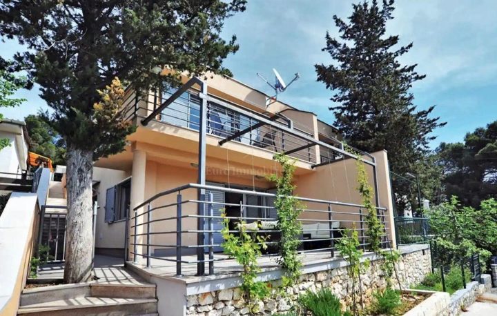Dom na predaj 169 m² – Tisno