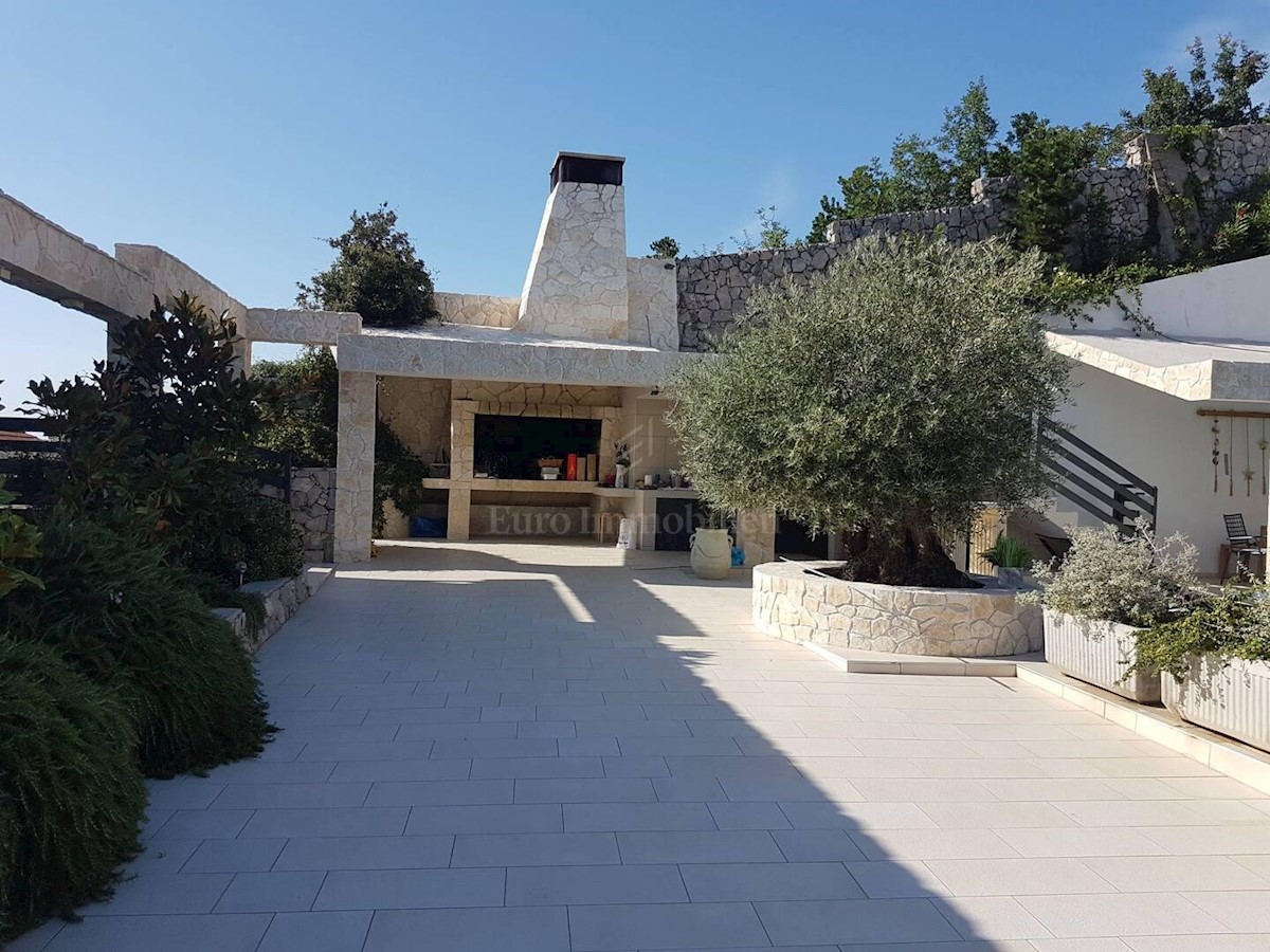 Kuća Na prodaju - PRIMORSKO-GORANSKA CRIKVENICA