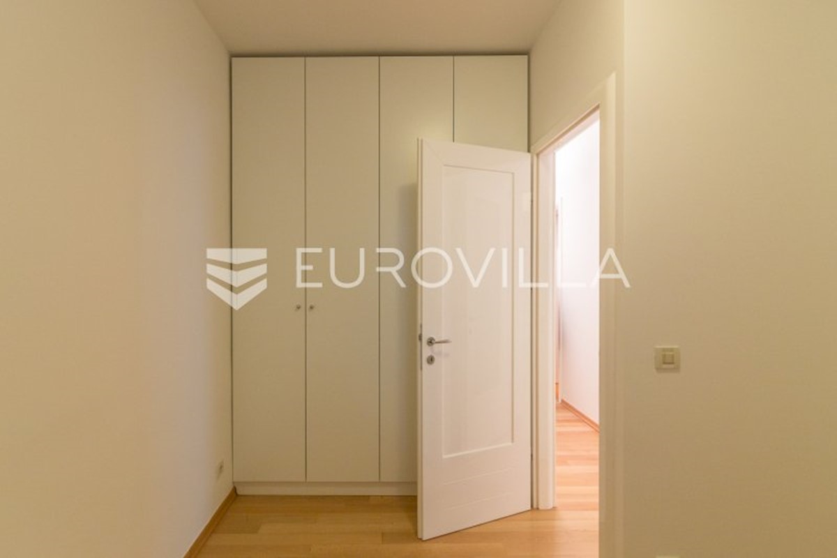 Apartmán Na predaj - GRAD ZAGREB ZAGREB