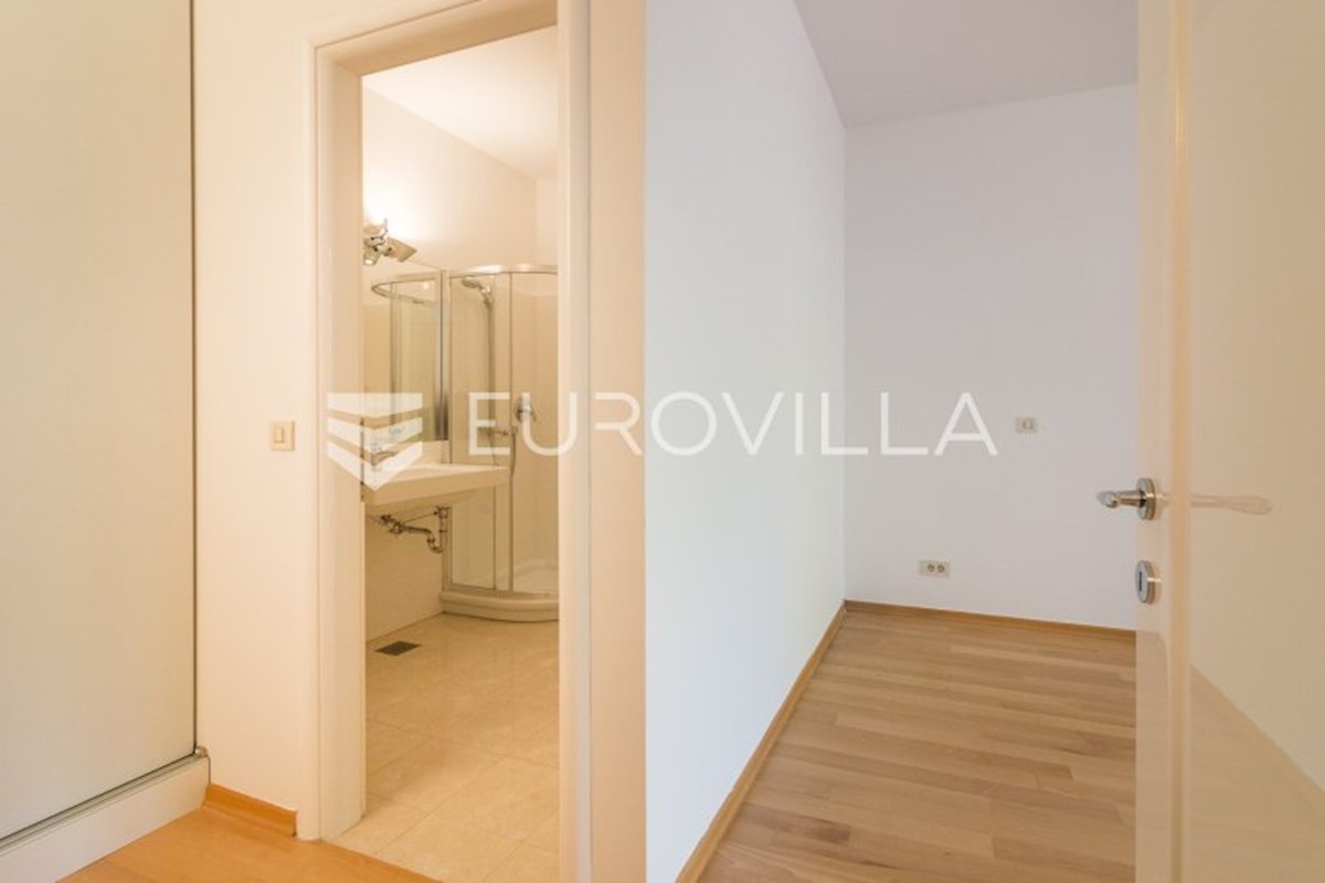 Apartmán Na predaj - GRAD ZAGREB ZAGREB