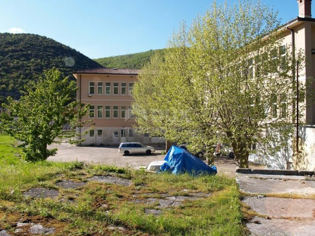 Poslovni prostori Naprodaj - Istarska Raša - foto 3/7