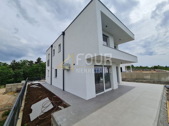 Kuća na prodaju 145 m² – Šmrika