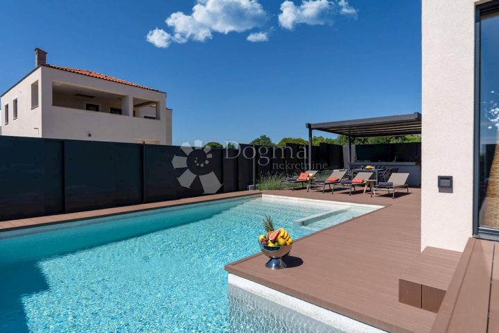 Casa In vendita - Istarska Poreč - foto 2/32