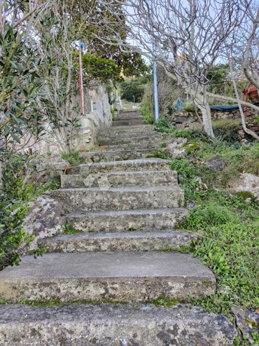 Terreno In vendita - SPLITSKO-DALMATINSKA VIS