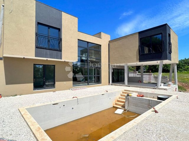 Dům na prodej 268 m² – Marčana