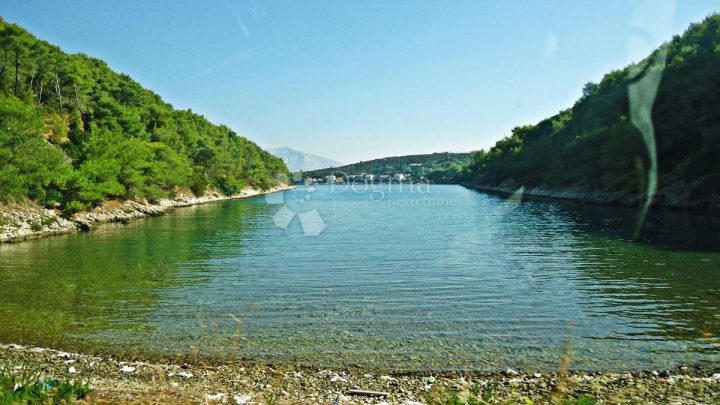 Land for sale 4681 m² – Povlja