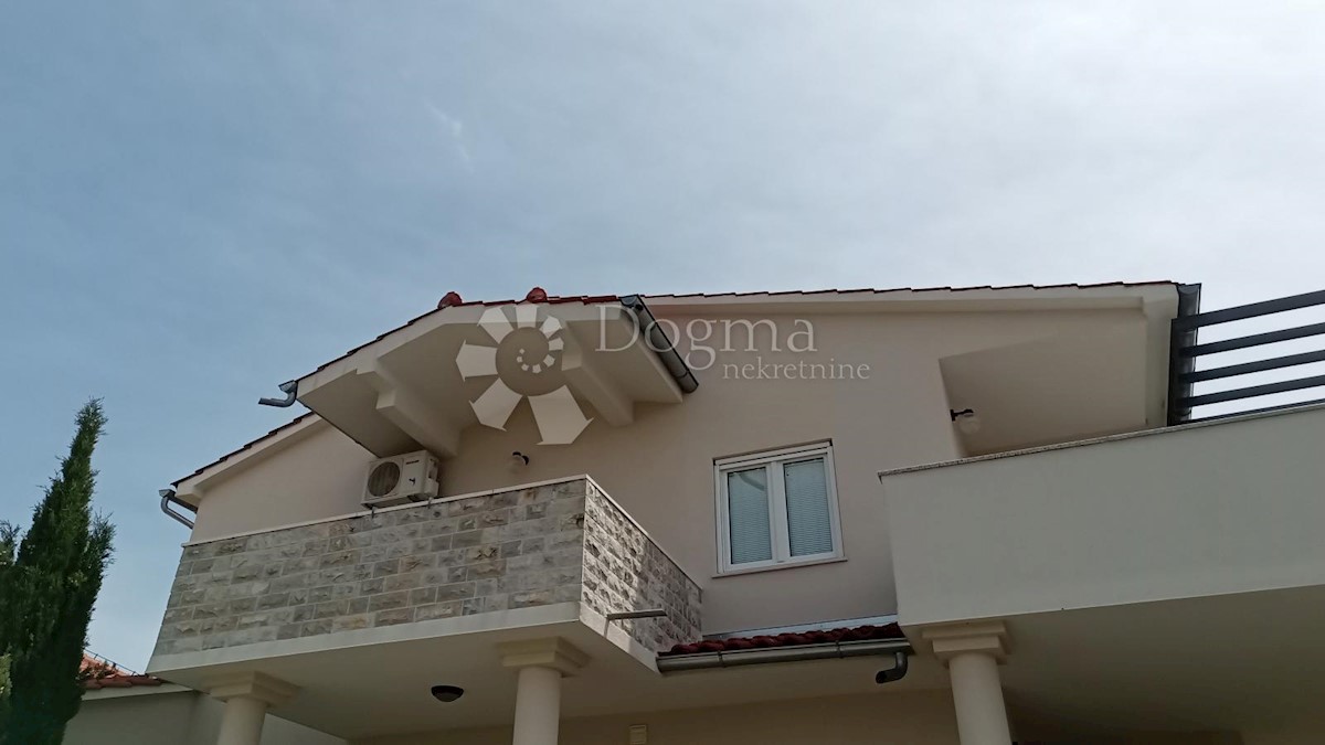 Maison À vendre - ŠIBENSKO-KNINSKA VODICE