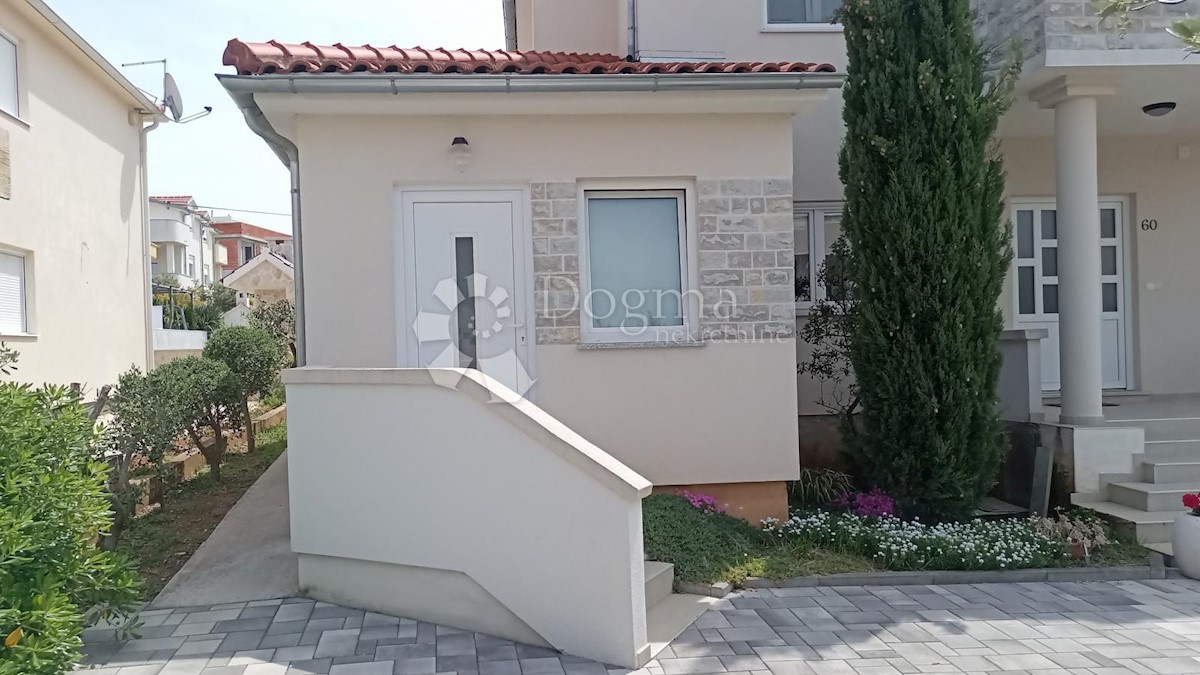Maison À vendre - ŠIBENSKO-KNINSKA VODICE