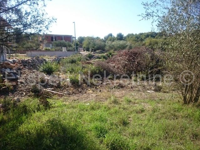 Pozemek na prodej 2275 m² – Okrug Gornji