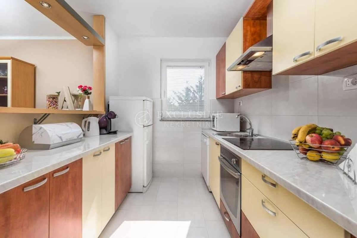 Apartmán Na predaj - PRIMORSKO-GORANSKA OPATIJA