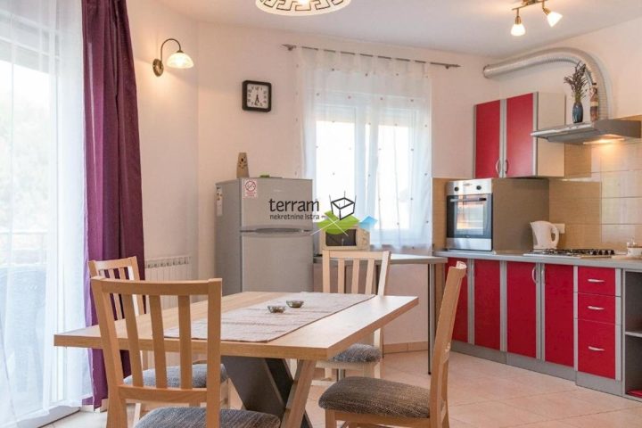 Kuća na prodaju 330 m² – Pula