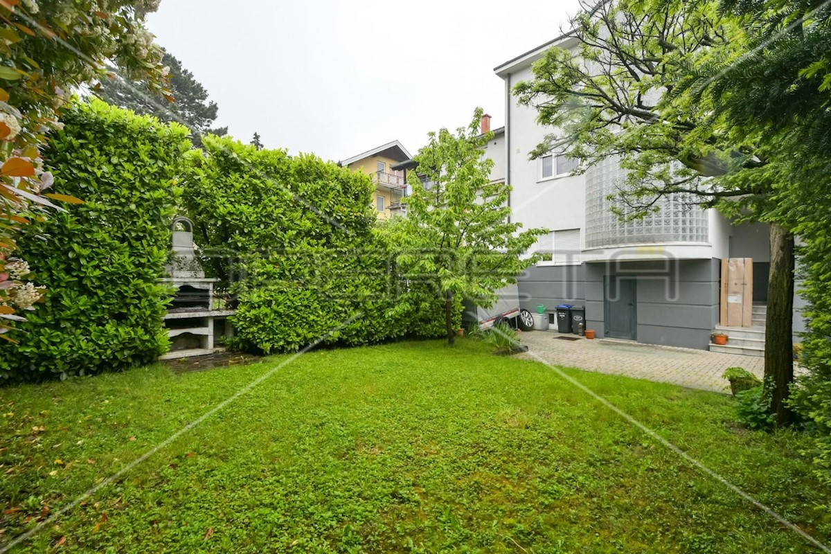 Casa In vendita - GRAD ZAGREB ZAGREB