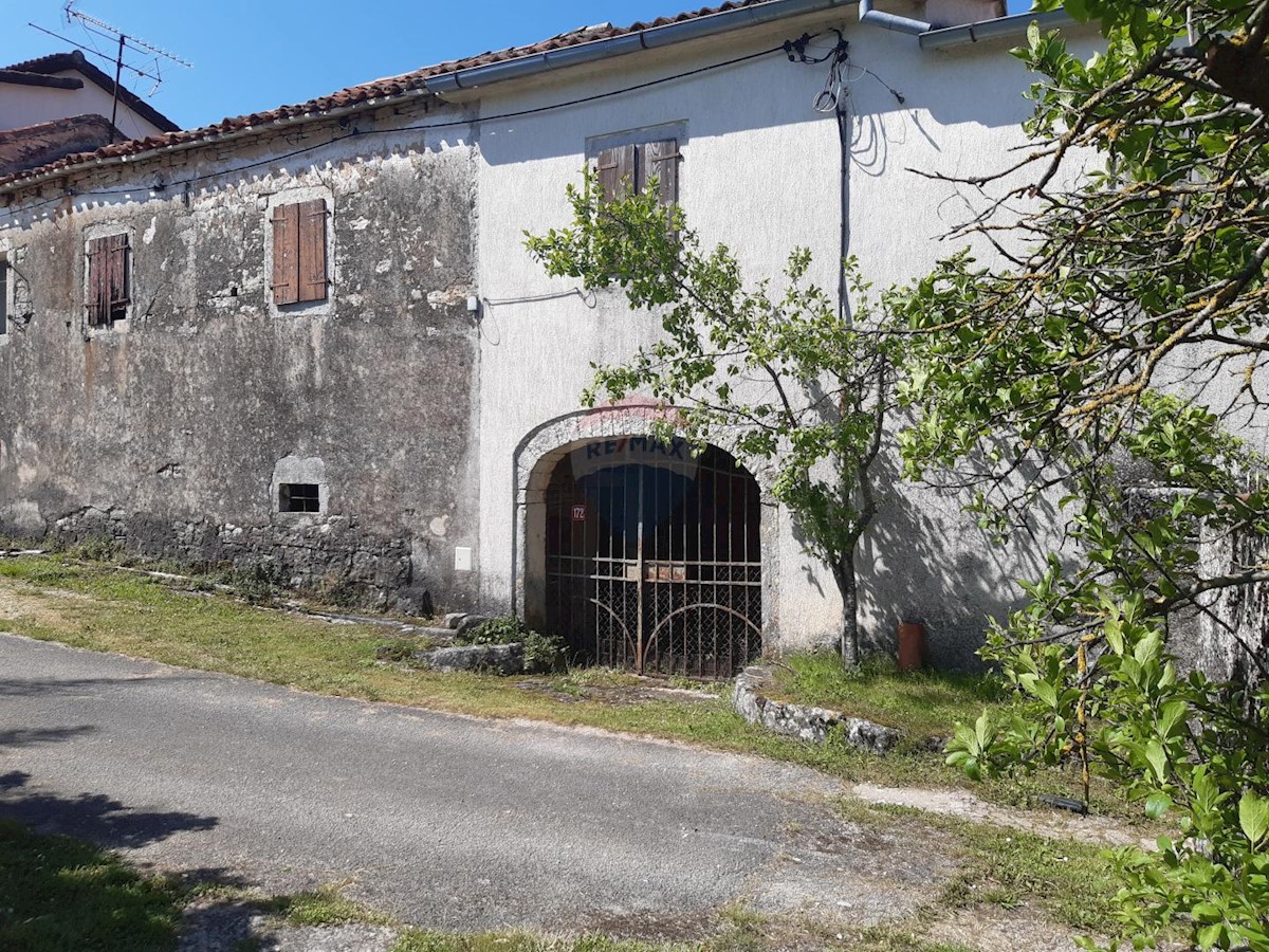 Casa In vendita SVETI PETAR U ŠUMI