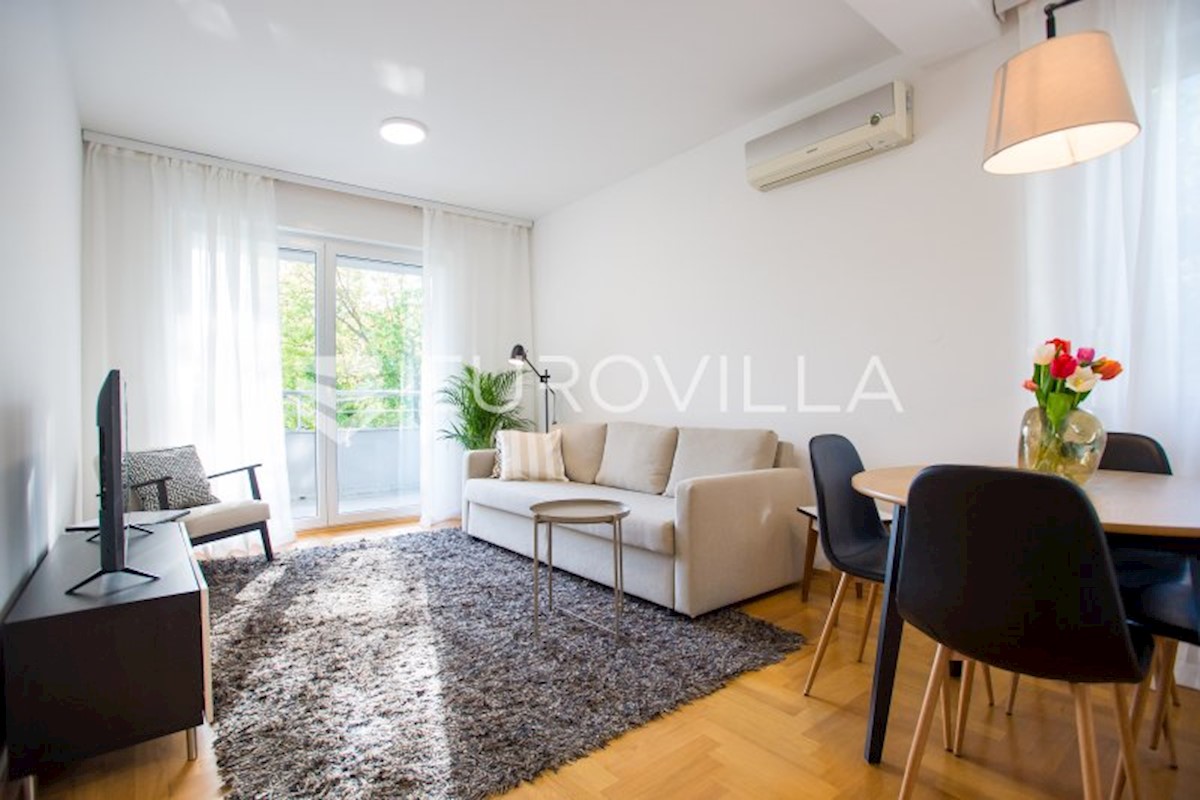 Appartement À louer - GRAD ZAGREB ZAGREB