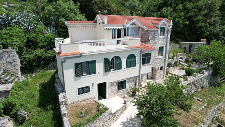 House for sale 300 m² – Makarska