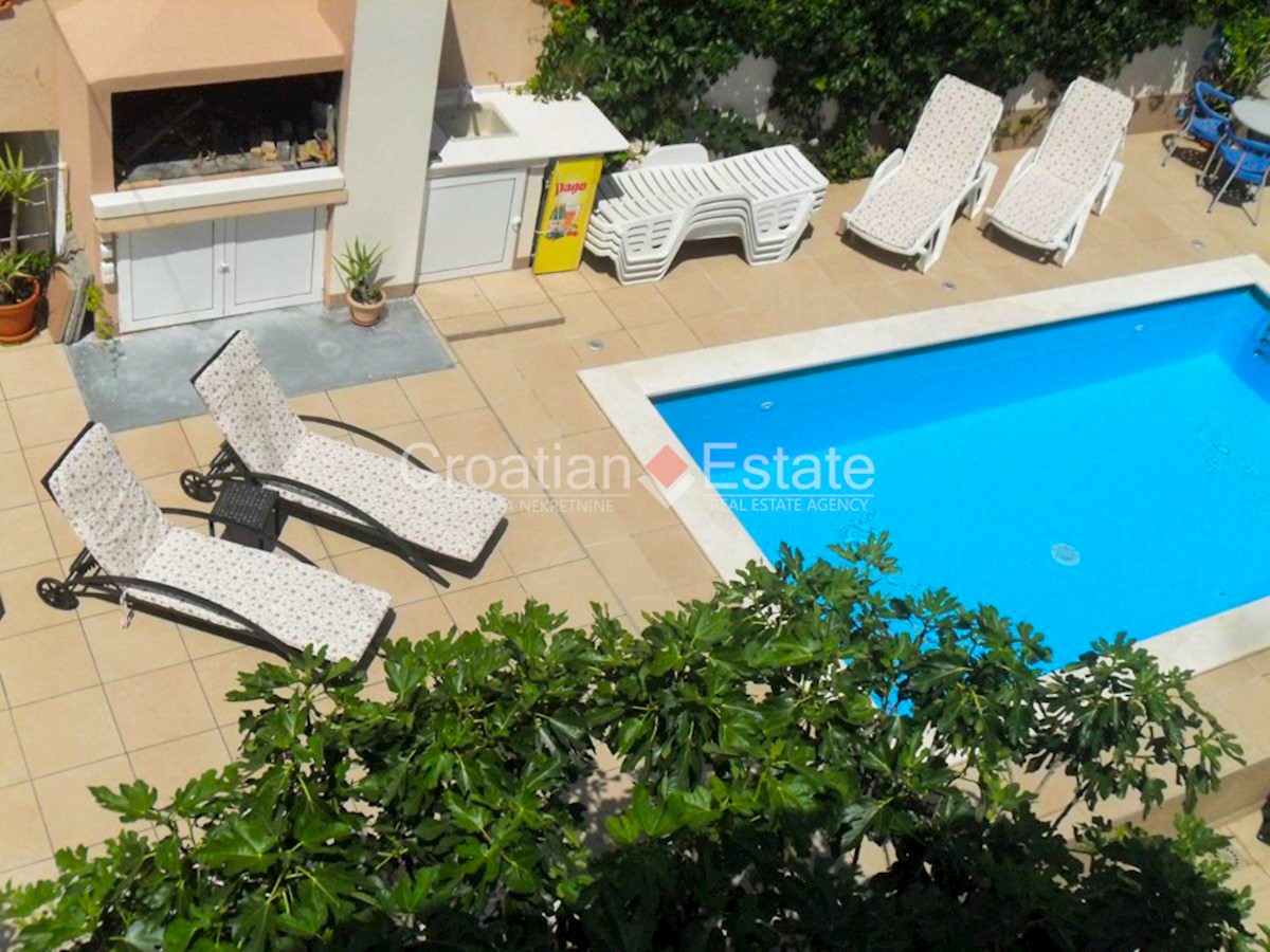 Casa In vendita - SPLITSKO-DALMATINSKA ČIOVO