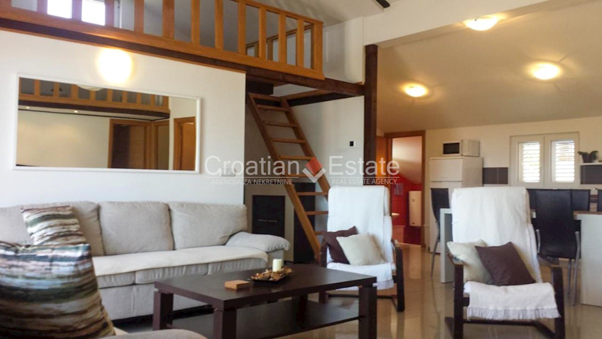 Casa In vendita - SPLITSKO-DALMATINSKA ČIOVO