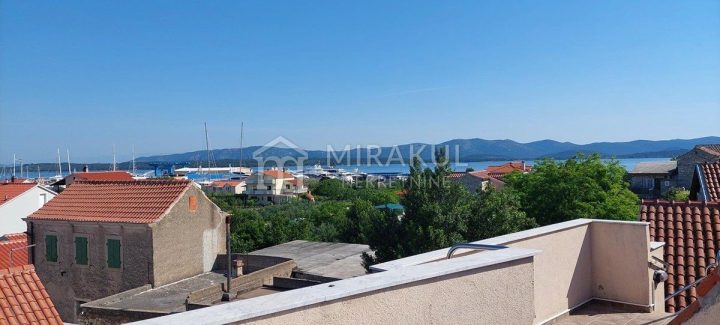 Dom na predaj 252 m² – Betina