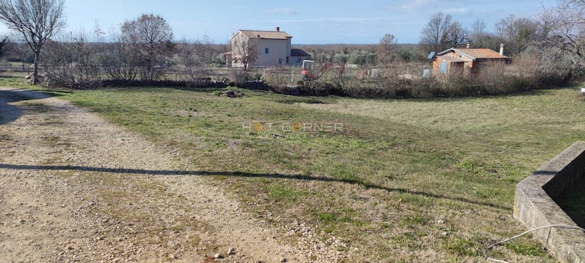 Land For sale - ISTARSKA BARBAN