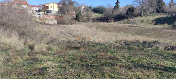 Zemljište na prodaju 1650 m² – Hrboki