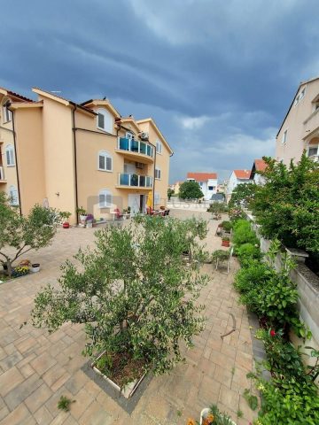 Hiša Naprodaj - Šibensko-kninska Vodice - foto 2/39