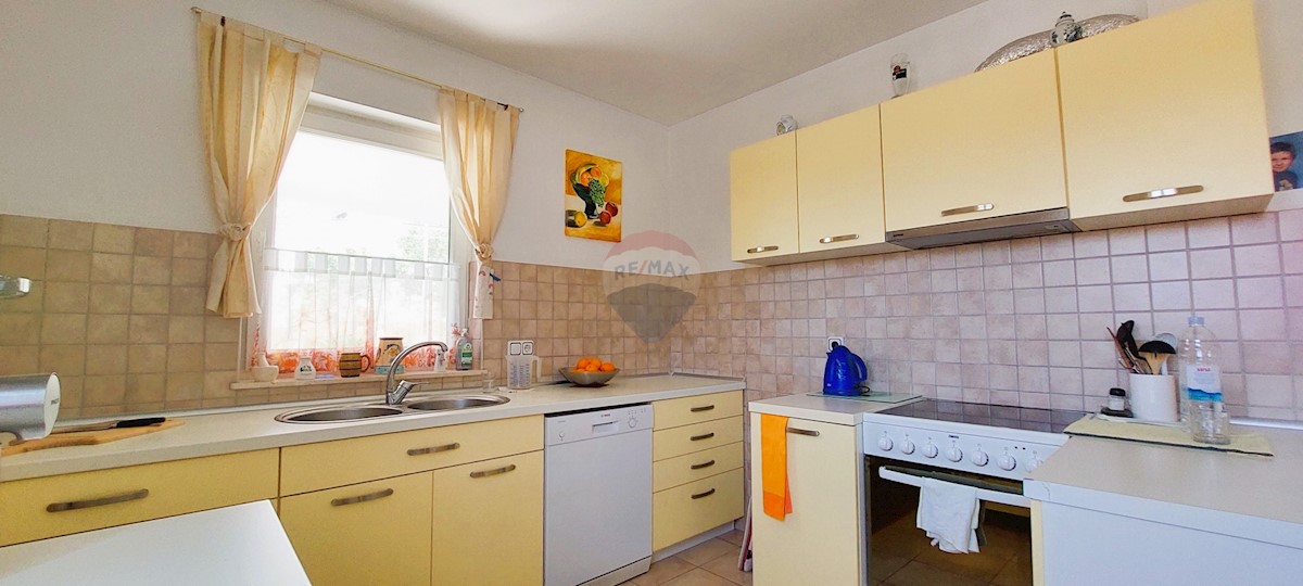 Apartmán Na prodej - ŠIBENSKO-KNINSKA ROGOZNICA