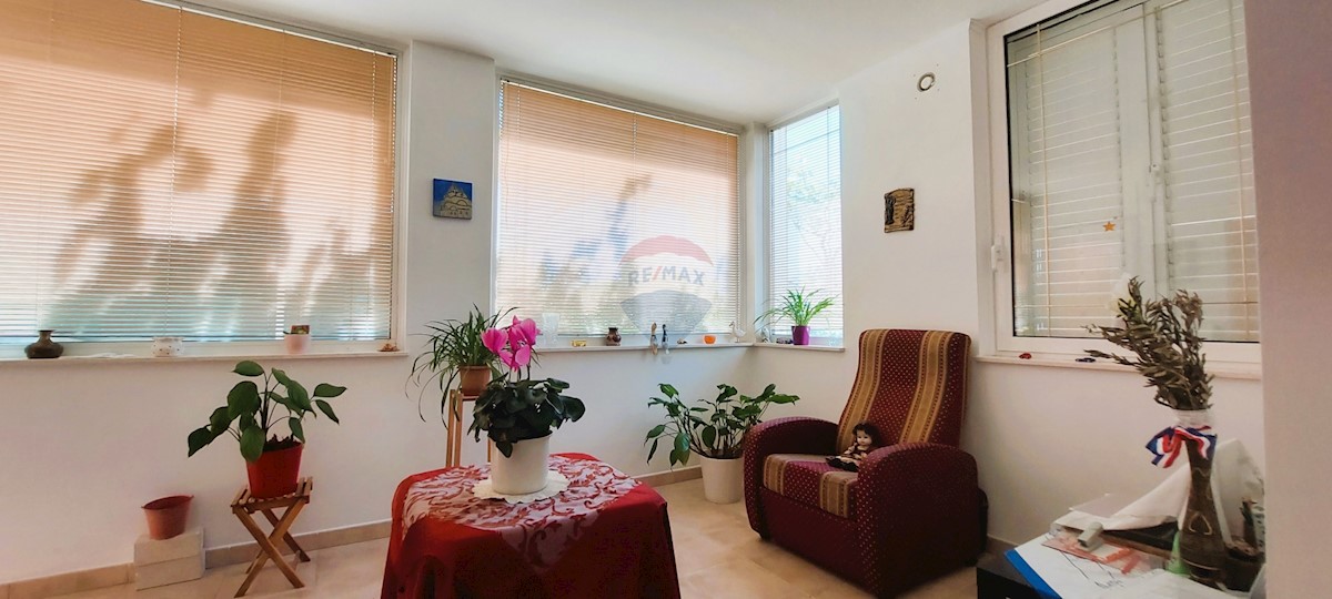Apartmán Na prodej - ŠIBENSKO-KNINSKA ROGOZNICA
