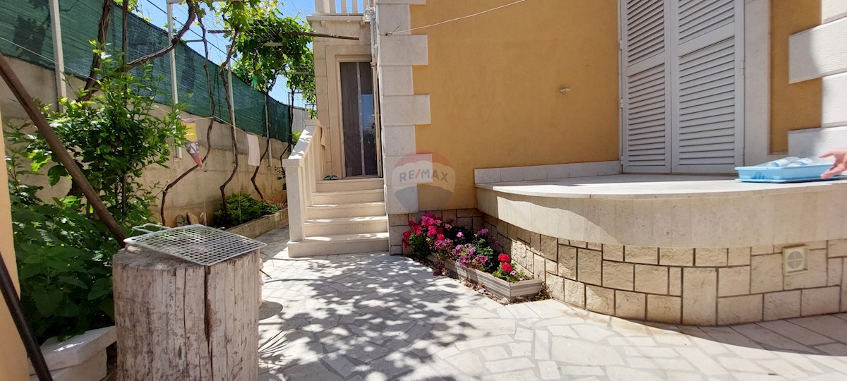 Apartmán Na prodej - ŠIBENSKO-KNINSKA ROGOZNICA